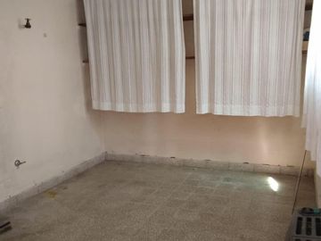PH en venta - 3 Dormitorios 2 Baños - La Plata