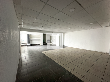 Oficinas en RENTA – Calle de Viena, Colonia Juárez