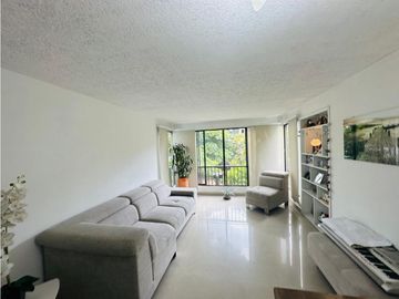 VENDO HERMOSO APARTAMENTO EN MULTICENTRO