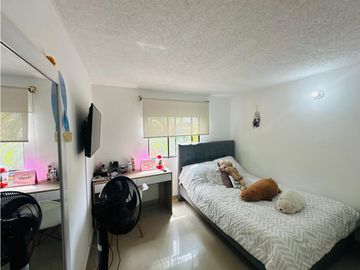 VENDO HERMOSO APARTAMENTO EN MULTICENTRO