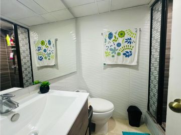 VENDO HERMOSO APARTAMENTO EN MULTICENTRO