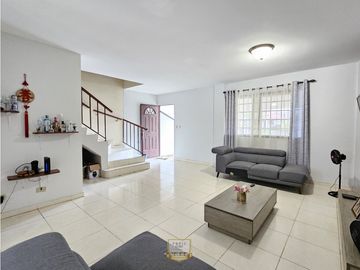 Casa en Venta en P.H. Quintas del Lago, Las Cumbres, Panamá Norte. ER