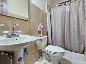 Casa en Venta en P.H. Quintas del Lago, Las Cumbres, Panamá Norte. ER