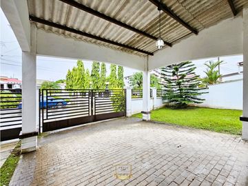 Casa en Venta en P.H. Quintas del Lago, Las Cumbres, Panamá Norte. ER