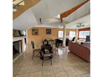 VENTA DE CASA EN DAVID URBANIZACION LAS PERLAS POR DEBAJO DEL AVALUO