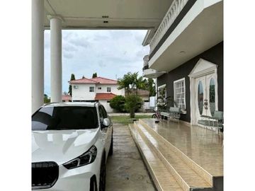 VENTA DE CASA EN DAVID URBANIZACION LAS PERLAS POR DEBAJO DEL AVALUO