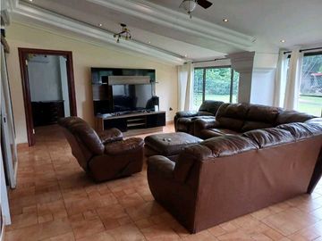 VENTA DE CASA EN DAVID LAS PERLAS  1,996 METROS