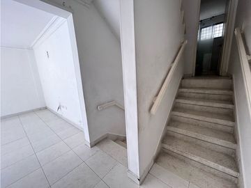 Venta OPORTUNIDAD de Casa 4 niveles Conjunto Cerrado