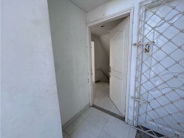Venta OPORTUNIDAD de Casa 4 niveles Conjunto Cerrado