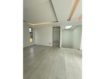 Finca nueva de lujo en venta en parcelación - Santa Elena El Cerrito