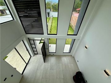 Finca nueva de lujo en venta en parcelación - Santa Elena El Cerrito
