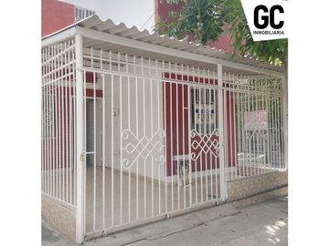 se vende casa - Altos de los robles , soledad