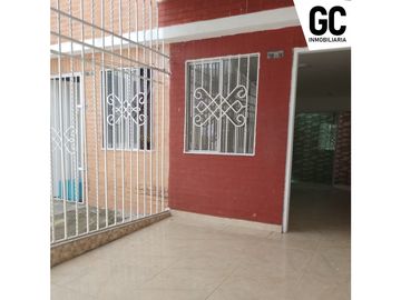 se vende casa - Altos de los robles , soledad