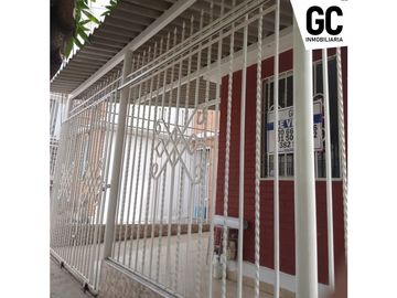 se vende casa - Altos de los robles , soledad