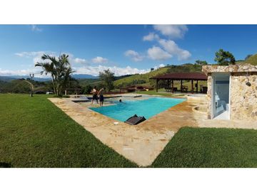 Finca ganadera en Vijes - Vereda Cachimbal- venta con todo incluido