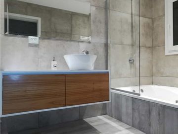 VENTA EXCELENTE CASA BARRIO LOS JUNCOS