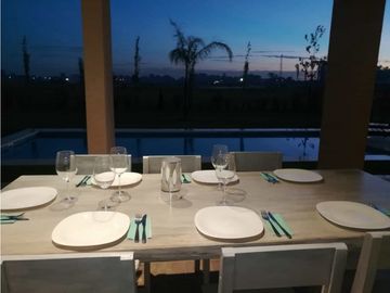 VENTA EXCELENTE CASA BARRIO LOS JUNCOS