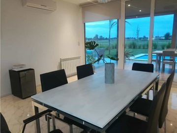 VENTA EXCELENTE CASA BARRIO LOS JUNCOS
