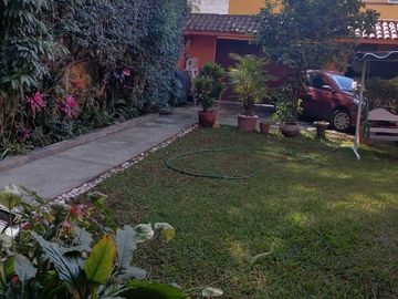 Casa  en Lomas de Vista Hermosa Cuernavaca - SOR-132-Fr*