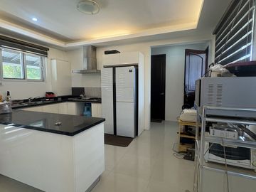 4 car garage Lovely House Ready to Movein Furnished North Ayala Talisay Neg.Occ.
