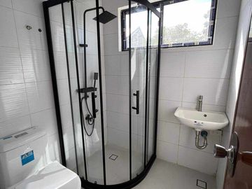 Duplex House For Sale in Tagaytay City-MC