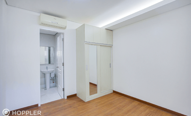 5BR House for Rent in McKinley Hill, Taguig - RR3457682