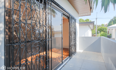 5BR House for Rent in Merville Subdivision, Parañaque - RR3456782