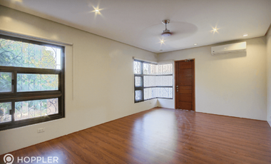 5BR House for Rent in Merville Subdivision, Parañaque - RR3456782