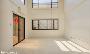 5BR House for Rent in Merville Subdivision, Parañaque - RR3456782