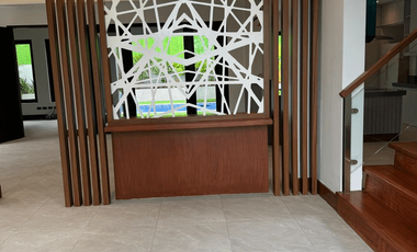 4BR House for Sale in Ayala Alabang Village, Muntinlupa - RS4908382