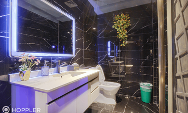 200.0sqm Building for Rent in Poblacion, Makati - CR0797575