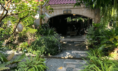5BR House for Sale in Ayala Alabang Village, Muntinlupa - RS4902582