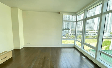 3BR Condo for Sale in Edades Suites, Poblacion, Makati - RS4889881