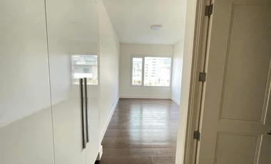 3BR Condo for Sale in Edades Suites, Poblacion, Makati - RS4889881