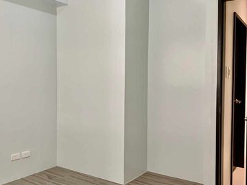 1 Bedroom with Scenic Balcony Located at Brgy. Pali ,Mandurriao, Iloilo, City