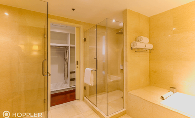 1BR Condo for Sale in Raffles Residences, San Lorenzo Village, Makati -RS4691981