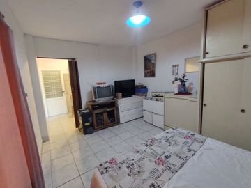 Venta Casa 5 Amb, con quincho y jardín - Haedo