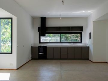 Casa - Venta - Garin - 3 domitorios