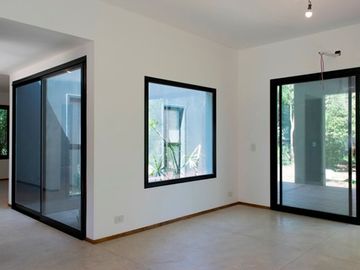 Casa - Venta - Garin - 3 domitorios