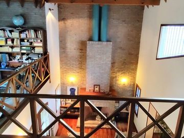 VENTA CASA 5 AMB. BARRIO PARQUE BERNAL PILETA