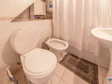 VENTA DUPLEX 2 AMBIENTES EN PILAR COCHERA PILETA