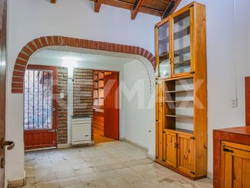 VENTA CASA 1 DORMITORIO | B° CENTRO OESTE NEUQUEN