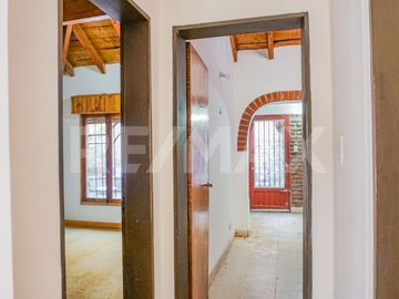 VENTA CASA 1 DORMITORIO | B° CENTRO OESTE NEUQUEN