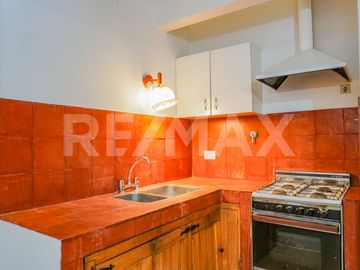 VENTA CASA 1 DORMITORIO | B° CENTRO OESTE NEUQUEN