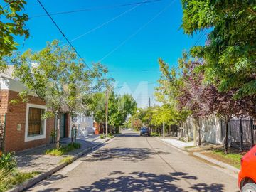 VENTA CASA 1 DORMITORIO | B° CENTRO OESTE NEUQUEN