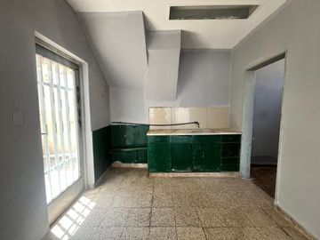 OPORTUNIDAD EN VENTA LOCAL ESQUINA OBSERVATORIO