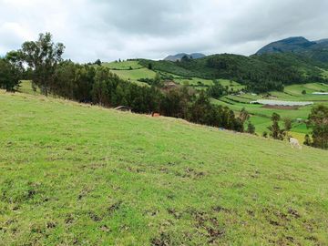 Terreno en Norte de Cayambe