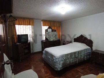 ¡EN VENTA – Departamento amplio en La Magdalena!  Ubicación estratégica