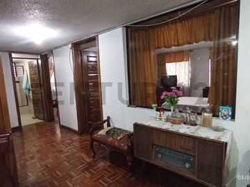 ¡EN VENTA – Departamento amplio en La Magdalena!  Ubicación estratégica