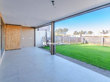 Casa Triplex en Venta! Altos de Bahía
